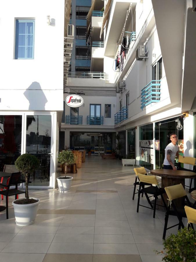 Meni'S Family Apartament ซารานเดอ ภายนอก รูปภาพ
