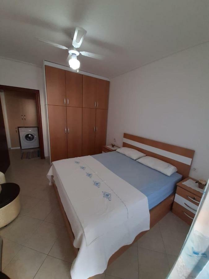 Meni'S Family Apartament ซารานเดอ ภายนอก รูปภาพ